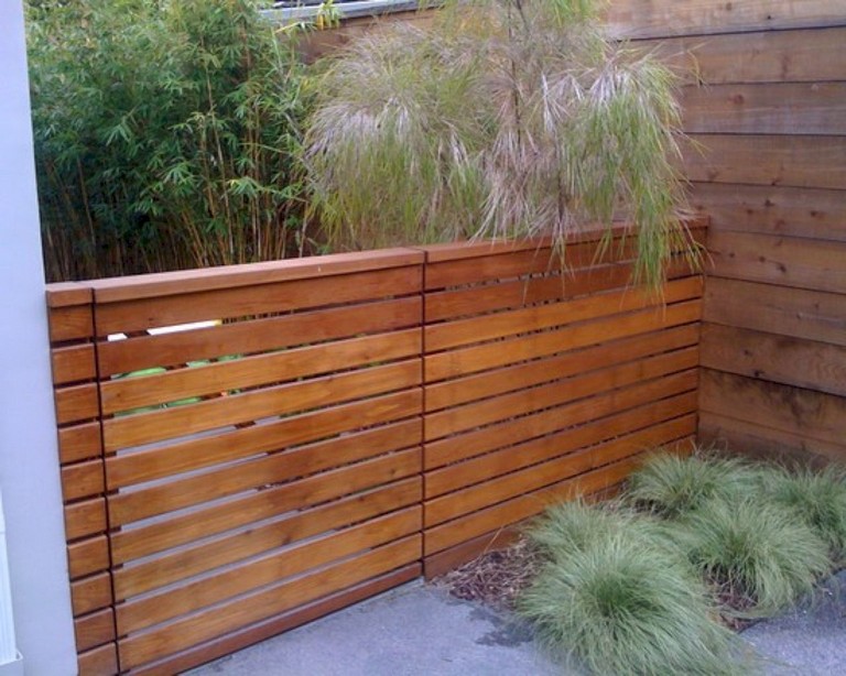 63+ Inspiring DIY Front Yard Privacy Fence Remodel Ideas (59