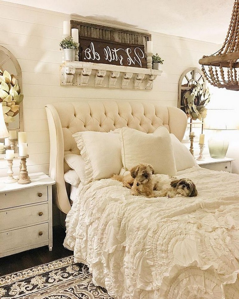 25-Cozy-Shabby-Chic-Bedroom-Decorating-Ideas-15 - inspiredetail.com