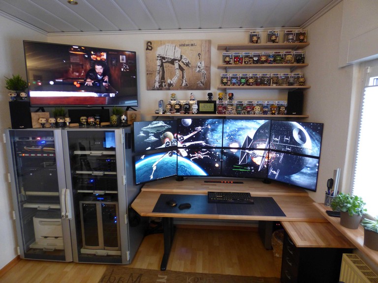 34-Specivic-and-Cool-Gaming-Desk-Setup-03 - inspiredetail.com